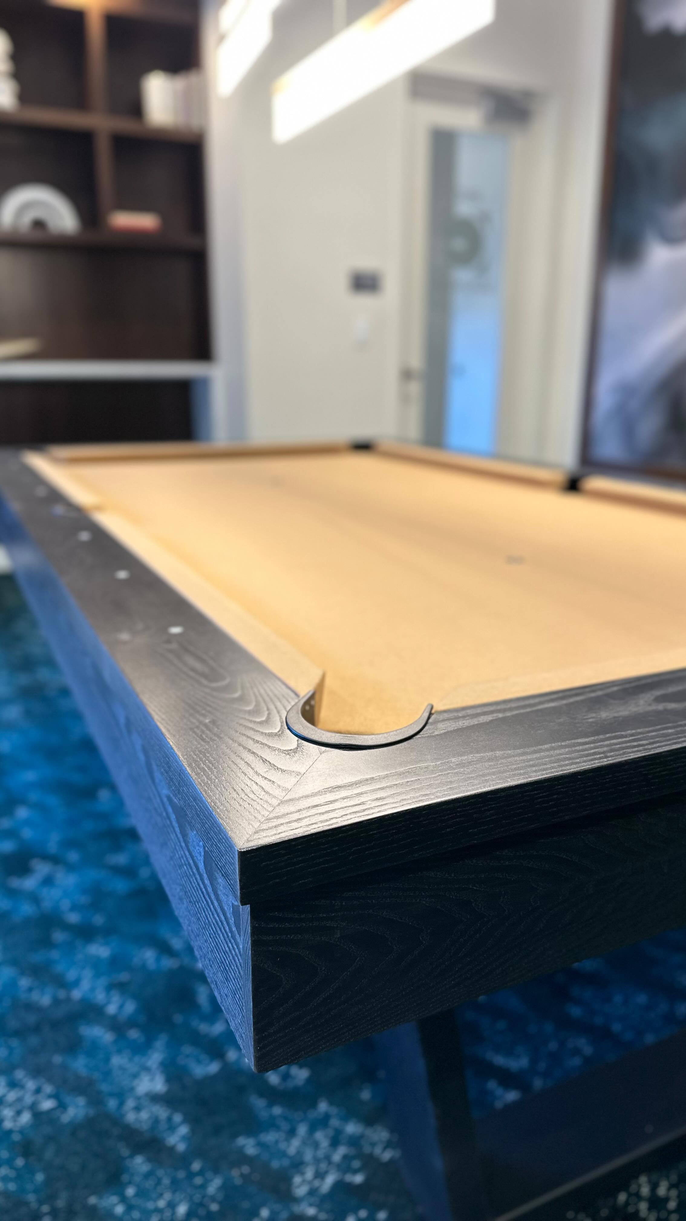 Pool table